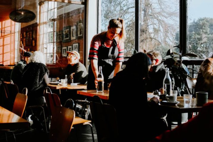 Hitting Restaurant Labor Targets Shouldn’t Mean Cutting Staff